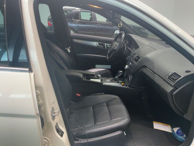 Mercedes-Benz C-Klasse C 300 4Matic Avantgarde 2011 – снимка 16