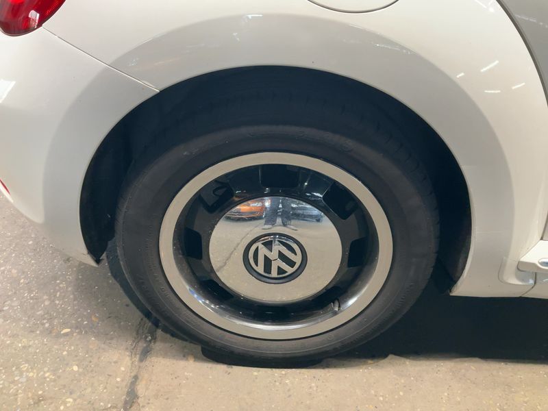 Volkswagen Beetle 1.2 TSI Design 2012 – снимка 9