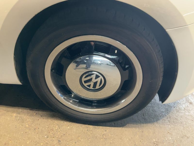 Volkswagen Beetle 1.2 TSI Design 2012 – снимка 11