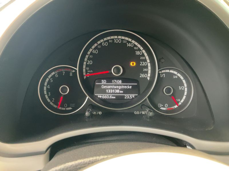 Volkswagen Beetle 1.2 TSI Design 2012 – снимка 19