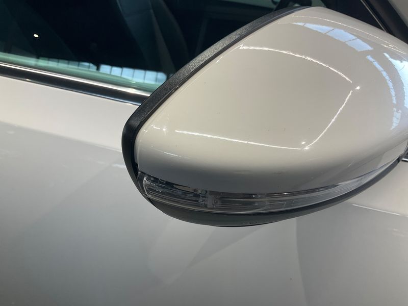 Volkswagen Beetle 1.2 TSI Design 2012 – снимка 34