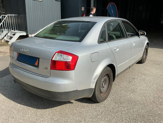 Audi A4 1.6 2002 – снимка 2