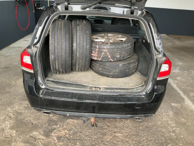 Volvo V70 2.0 D4 Momentum 2014 – снимка 16