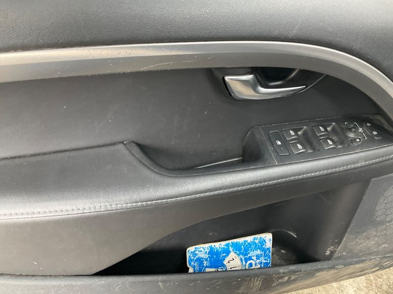 Volvo V70 2.0 D4 Momentum 2014 – снимка 28