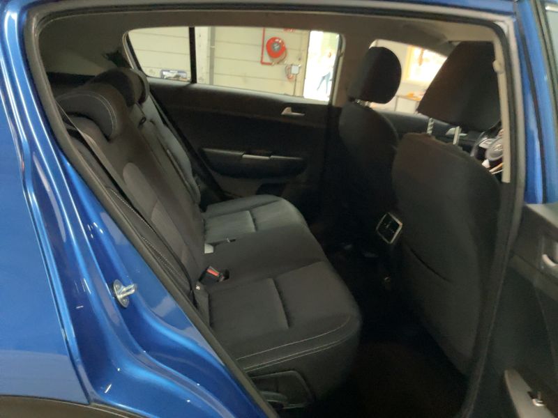 Kia Sportage 1.6 Emotion 2WD 2020 – снимка 19