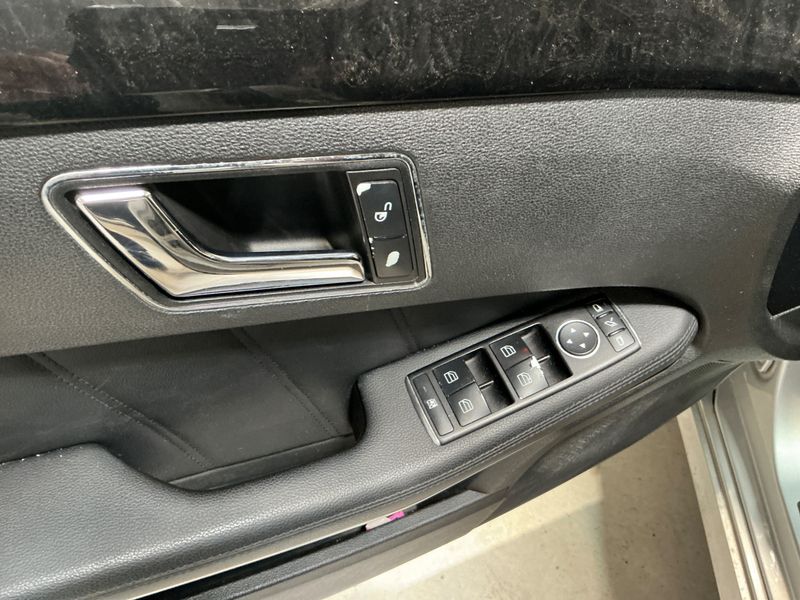 Mercedes-Benz E-Klasse E 220 CDI BlueEfficiency Avantgarde 2012 – снимка 24