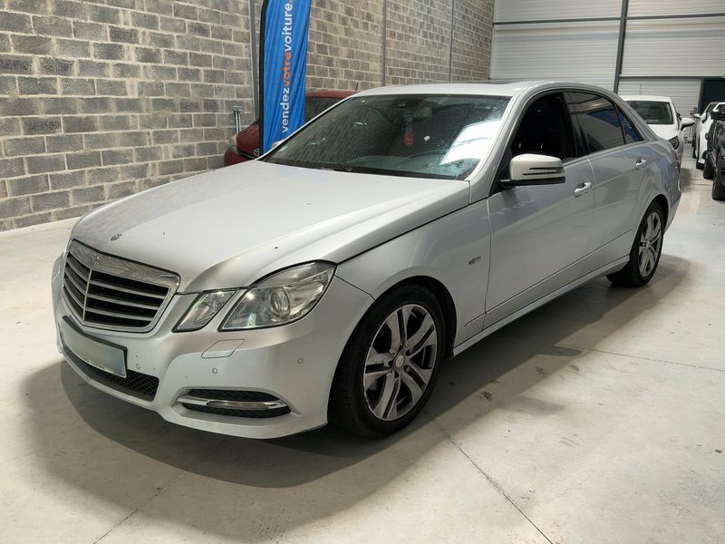 Mercedes-Benz E-Klasse E 220 CDI BlueEfficiency Avantgarde 2012 – снимка 1