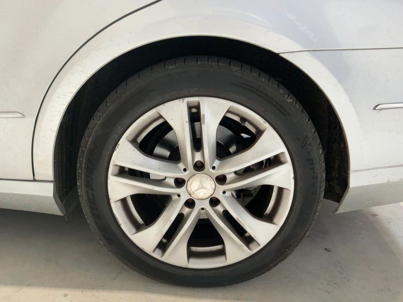 Mercedes-Benz E-Klasse E 220 CDI BlueEfficiency Avantgarde 2012 – снимка 18