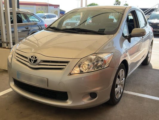 Toyota Auris 1.4 Turbodiesel Live 2010 – снимка 1