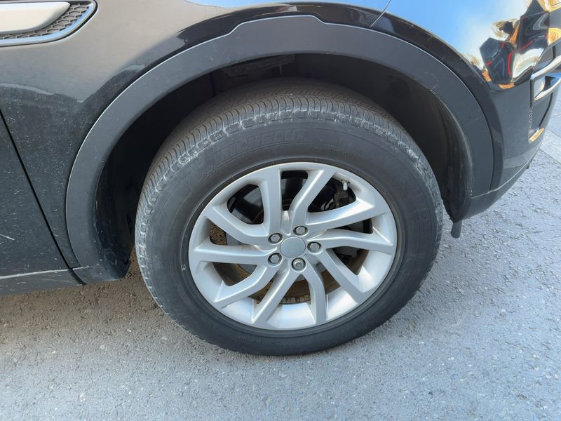 Land Rover Discovery Sport 2.0 Td4 SE AWD 2017 – снимка 11