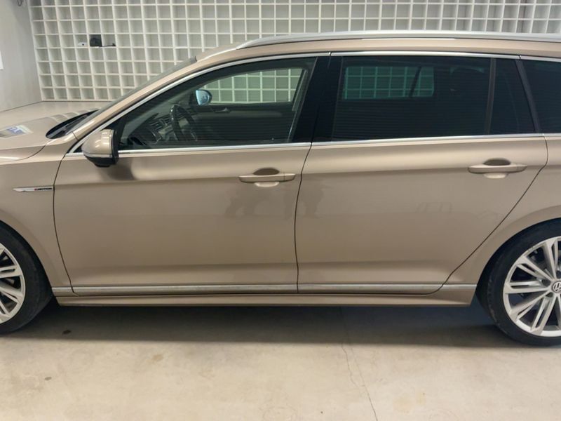 Volkswagen Passat 2.0 TDI Highline 4Motion BlueMotion Tech 2016 – снимка 4