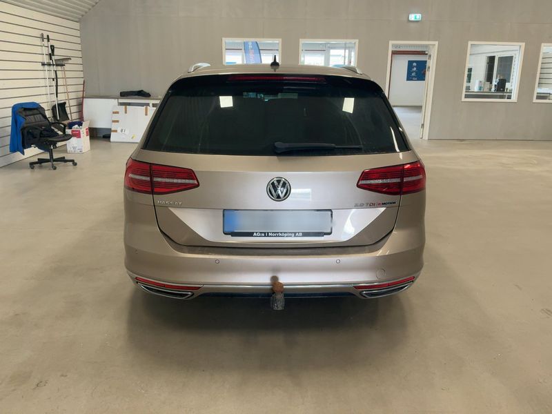 Volkswagen Passat 2.0 TDI Highline 4Motion BlueMotion Tech 2016 – снимка 7