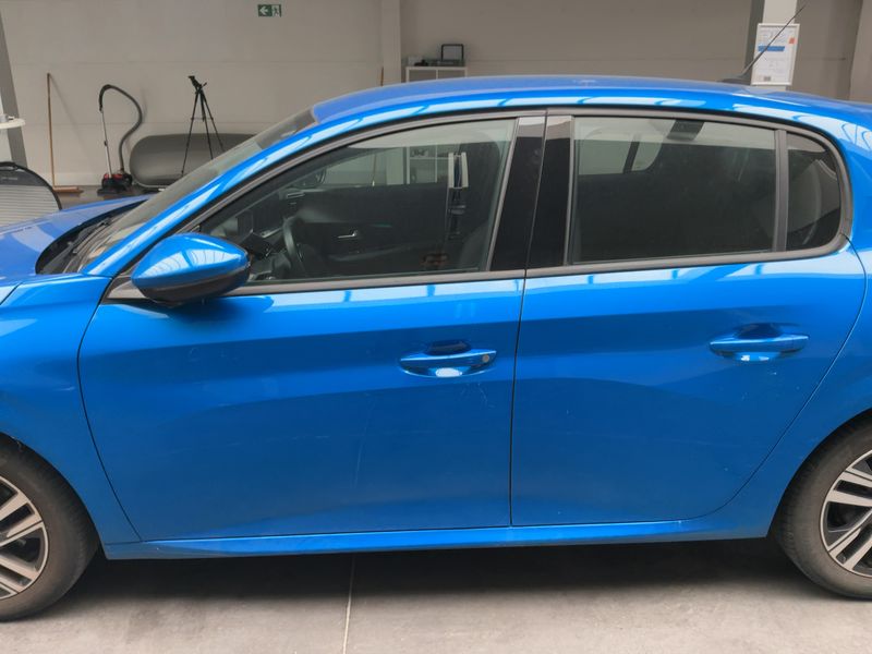 Peugeot 208 1.2 PureTech Allure 2020 – снимка 4