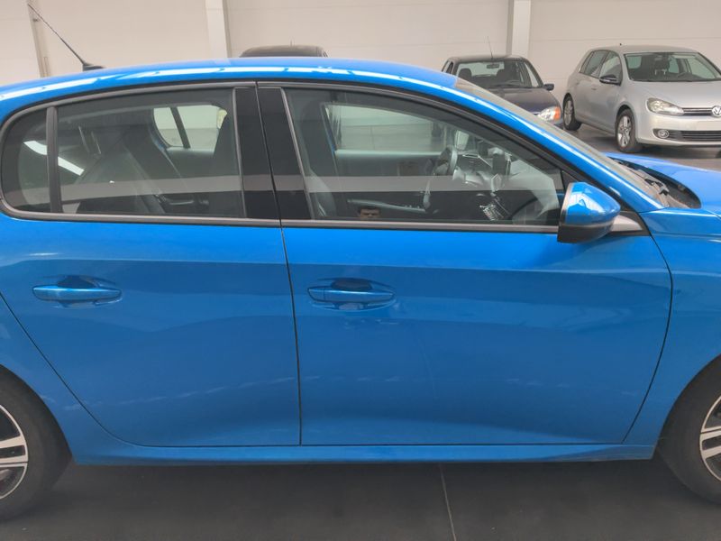 Peugeot 208 1.2 PureTech Allure 2020 – снимка 10