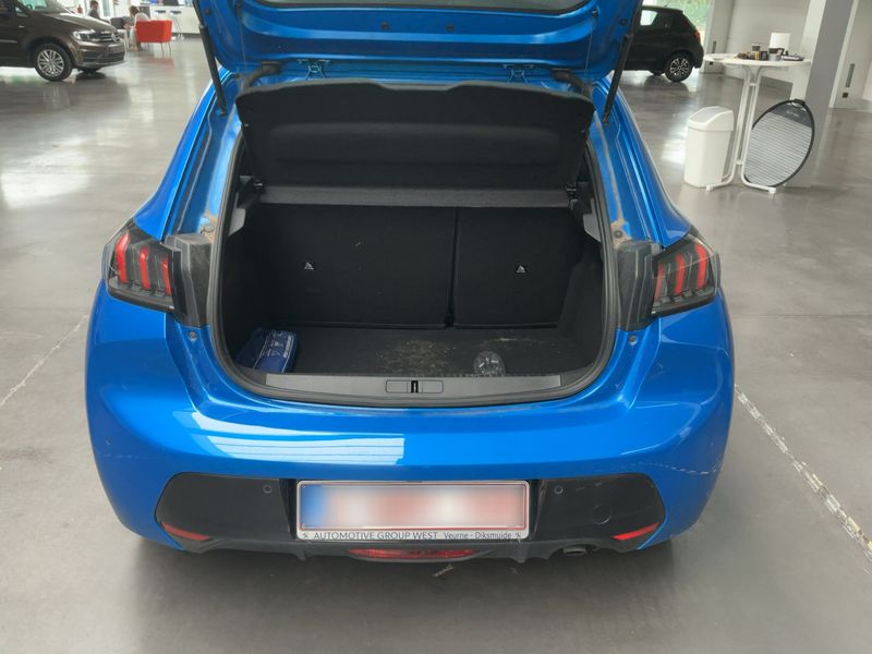 Peugeot 208 1.2 PureTech Allure 2020 – снимка 15