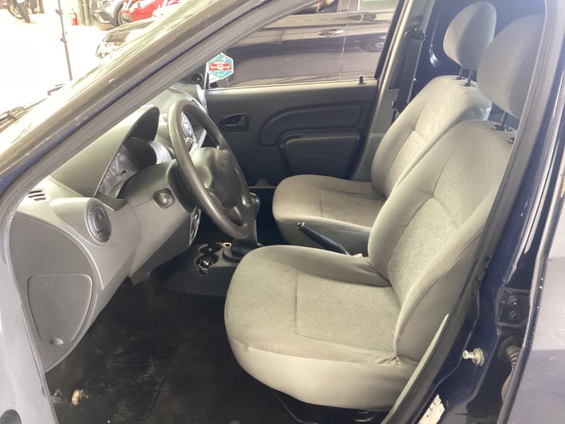 Dacia Logan Express 1.5 dCi Ambiance 2011 – снимка 3