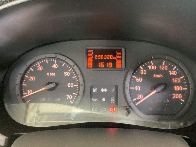 Dacia Logan Express 1.5 dCi Ambiance 2011 – снимка 4
