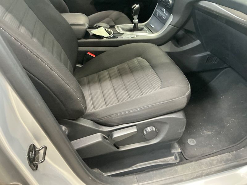 Ford Galaxy 1.5 EcoBoost Business 2018 – снимка 23