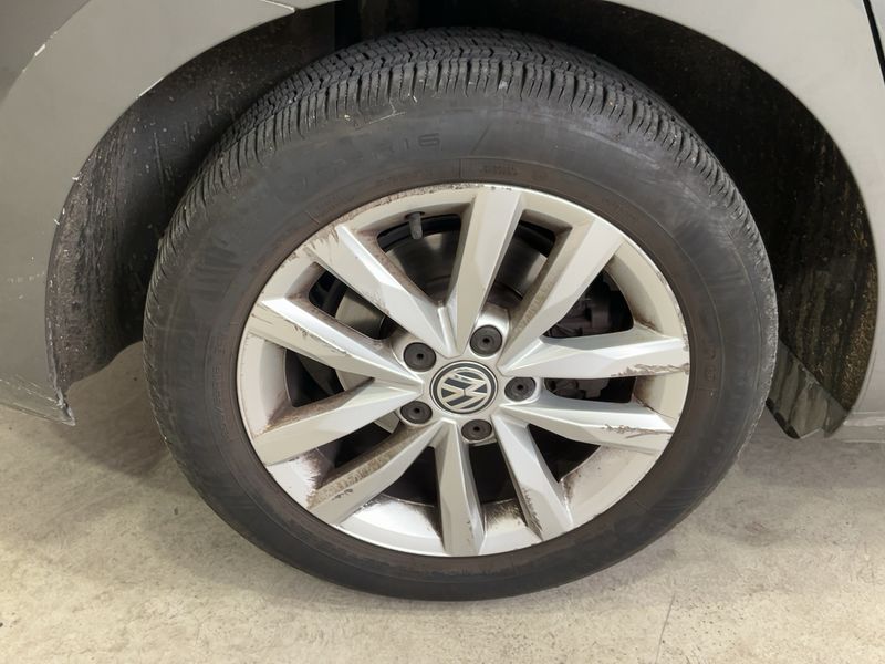 Volkswagen Touran 1.4 TSI Comfortline BlueMotion Tech 2017 – снимка 9