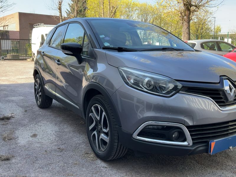 Renault Captur 1.2 TCe Energy Intens 2017 – снимка 12