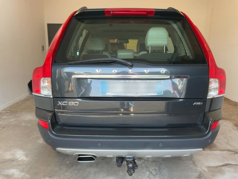 Volvo XC90 2.4 D5 Xenium 2011 – снимка 7