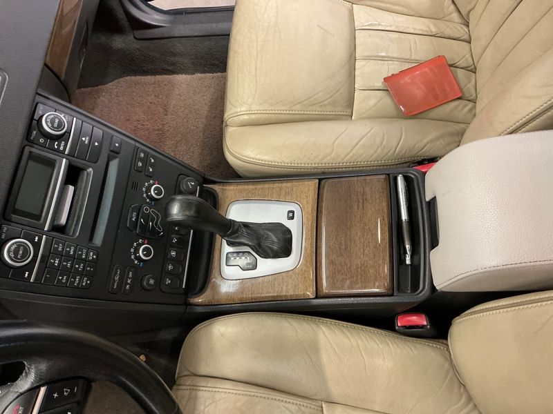Volvo XC90 2.4 D5 Xenium 2011 – снимка 33