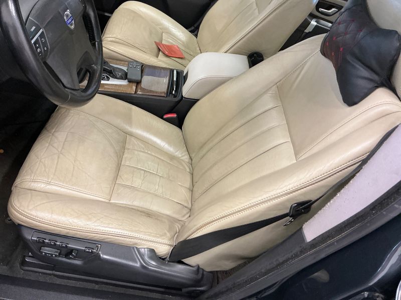 Volvo XC90 2.4 D5 Xenium 2011 – снимка 28