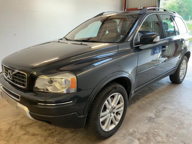 Volvo XC90 2.4 D5 Xenium 2011 – снимка 1