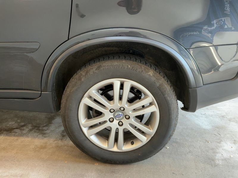 Volvo XC90 2.4 D5 Xenium 2011 – снимка 5