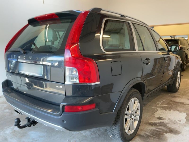Volvo XC90 2.4 D5 Xenium 2011 – снимка 8