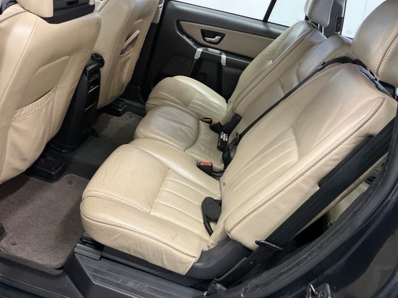 Volvo XC90 2.4 D5 Xenium 2011 – снимка 29