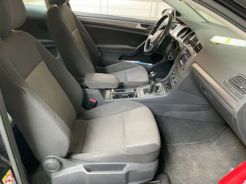 Volkswagen Golf VII 1.6 TDI Trendline BlueMotion Tech 2013 – снимка 11