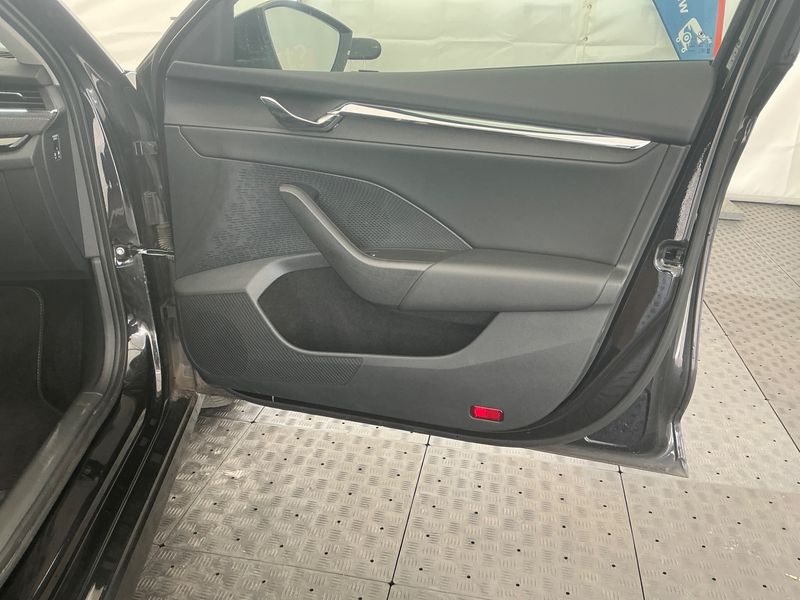 Skoda Octavia 2.0 TDI First Edition 2020 – снимка 25