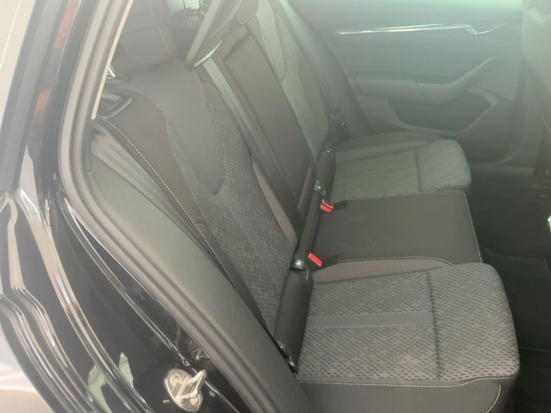 Skoda Octavia 2.0 TDI First Edition 2020 – снимка 19