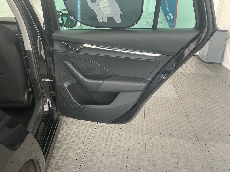 Skoda Octavia 2.0 TDI First Edition 2020 – снимка 24