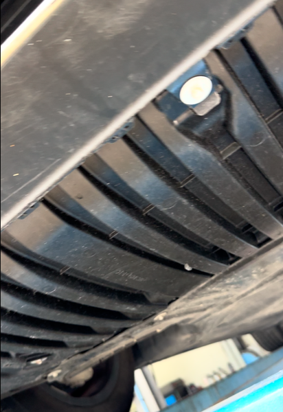 Mercedes-Benz E-Klasse E 220 d Mild-Hybrid T Avantgarde Advanced 2025 – снимка 26