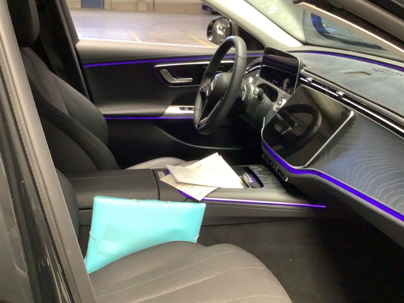 Mercedes-Benz E-Klasse E 220 d Mild-Hybrid T Avantgarde Advanced 2025 – снимка 16