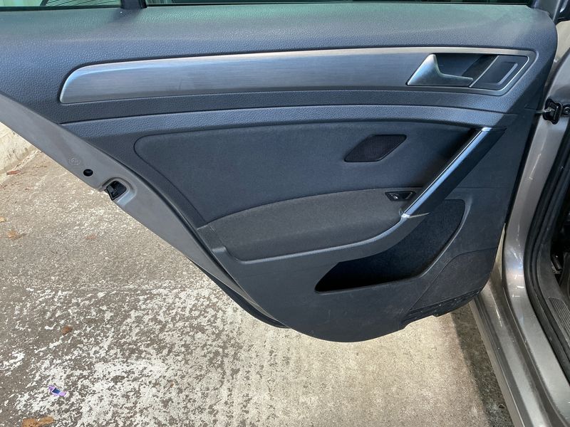 Volkswagen Golf VII 1.2 TSI Comfortline BlueMotion Tech 2013 – снимка 36