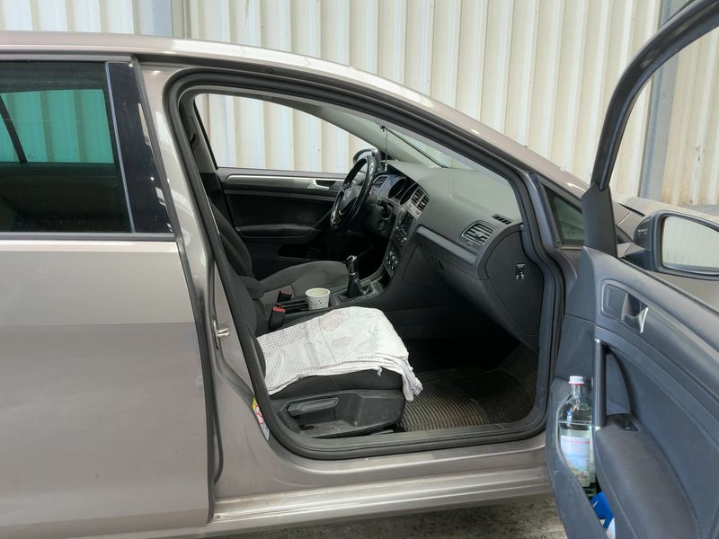 Volkswagen Golf VII 1.2 TSI Comfortline BlueMotion Tech 2013 – снимка 17