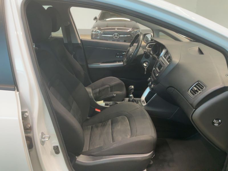 Kia cee'd 1.4 Edition 7 2017 – снимка 17