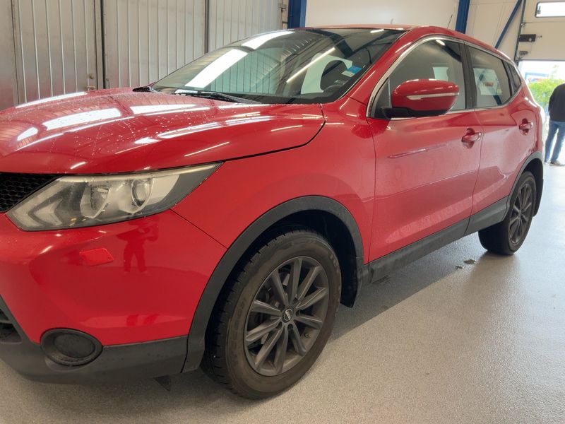 Nissan Qashqai 1.2 Visia 2014 – снимка 2