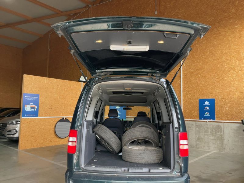 Volkswagen Caddy 2.0 TDI Maxi Highline 2012 – снимка 10
