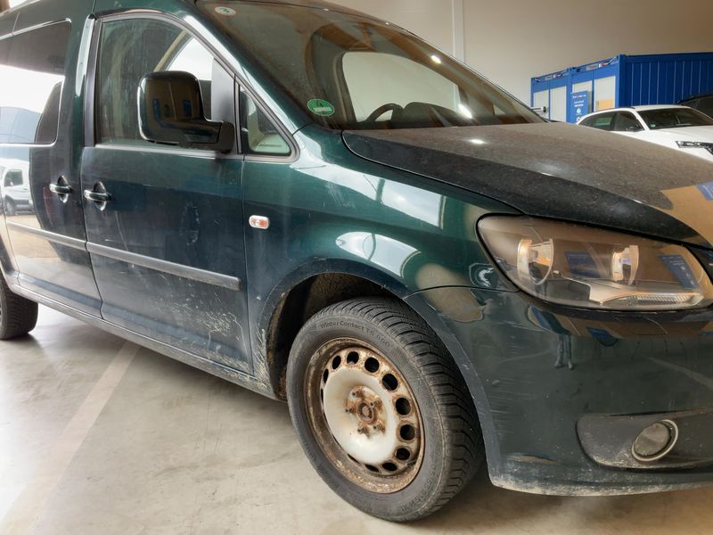 Volkswagen Caddy 2.0 TDI Maxi Highline 2012 – снимка на щета