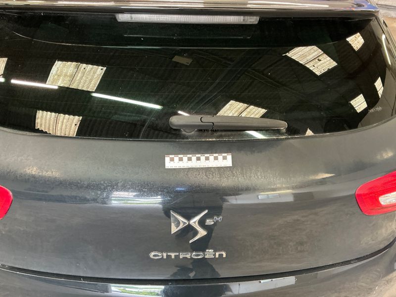 Citroen DS5 2.0 HDi Hybrid4 SportChic 2012 – снимка 44