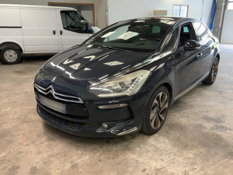 Citroen DS5 2.0 HDi Hybrid4 SportChic 2012 – снимка 1