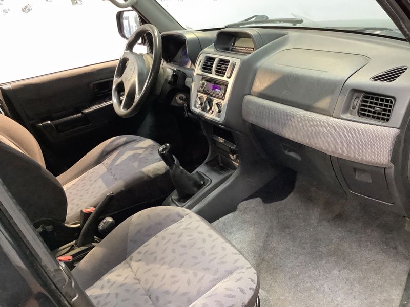 Mitsubishi Pajero 2.0 GDI 2000 2001 – снимка 3