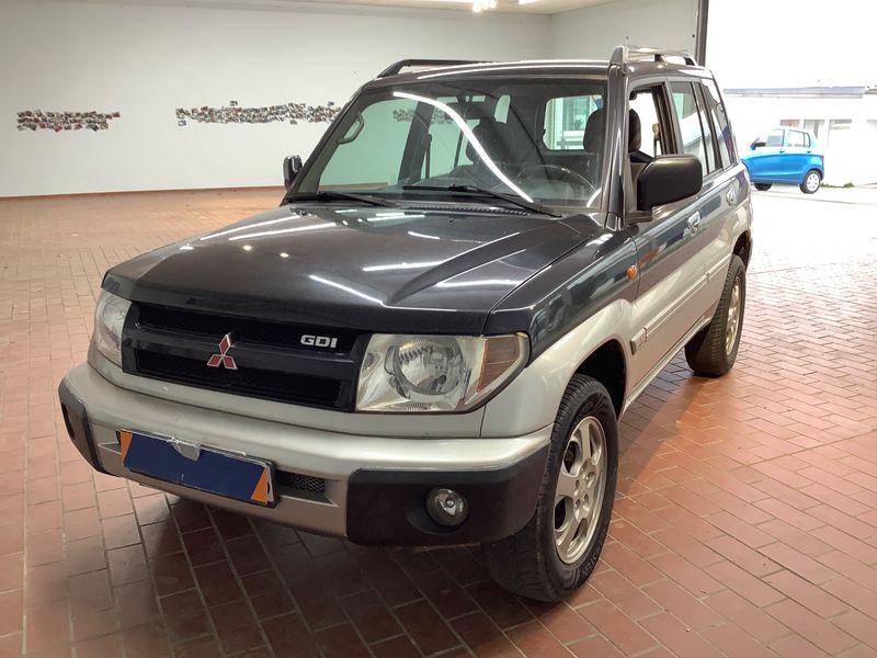 Mitsubishi Pajero 2.0 GDI 2000 2001 – снимка 1