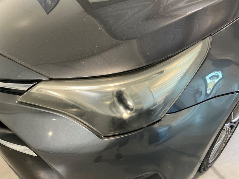 Toyota Avensis 2.0 D-4D Executive 2015 – снимка 27