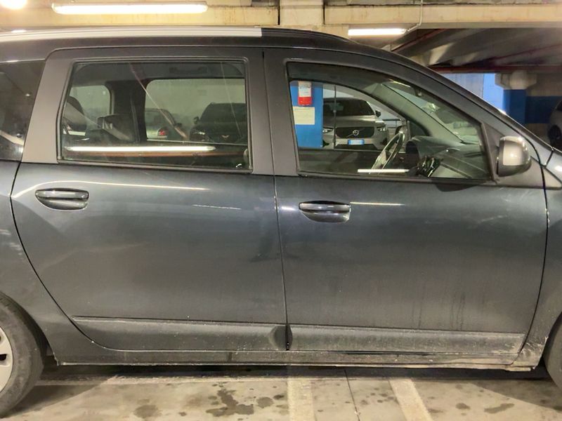 Dacia Lodgy 1.5 dCi Diesel SL AuDacia 2015 – снимка 10
