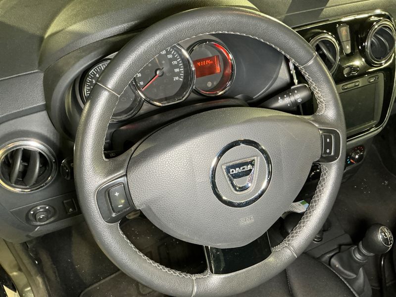 Dacia Lodgy 1.5 dCi Diesel SL AuDacia 2015 – снимка 28